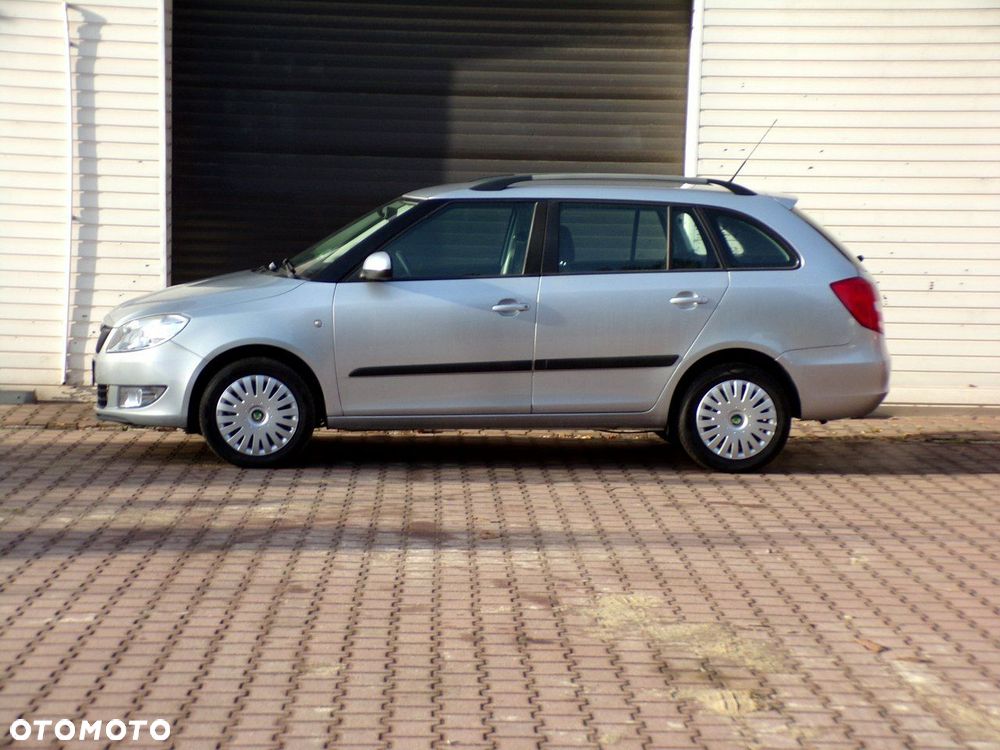 Skoda Fabia - 10