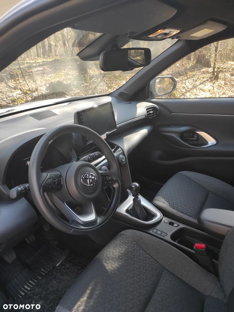 Toyota Yaris 1.5 Comfort - 10