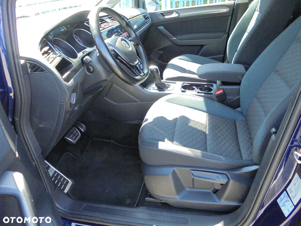 Volkswagen Touran 2.0 TDI SCR DSG IQ.DRIVE - 37