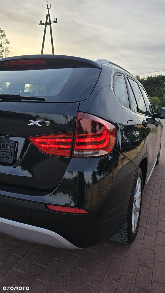 BMW X1 xDrive18d - 17