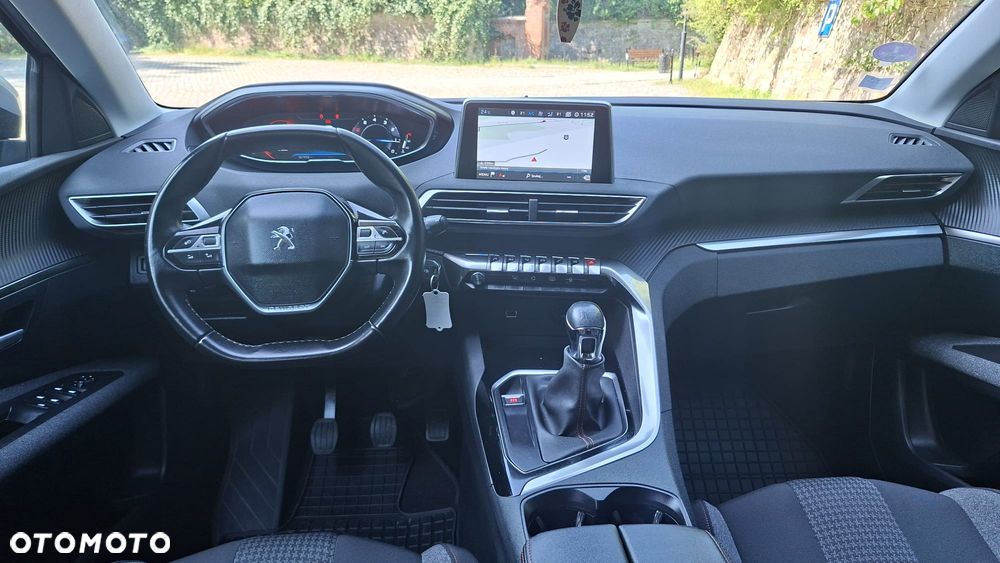 Peugeot 3008 PureTech 130 Stop & Start GPF Active - 17