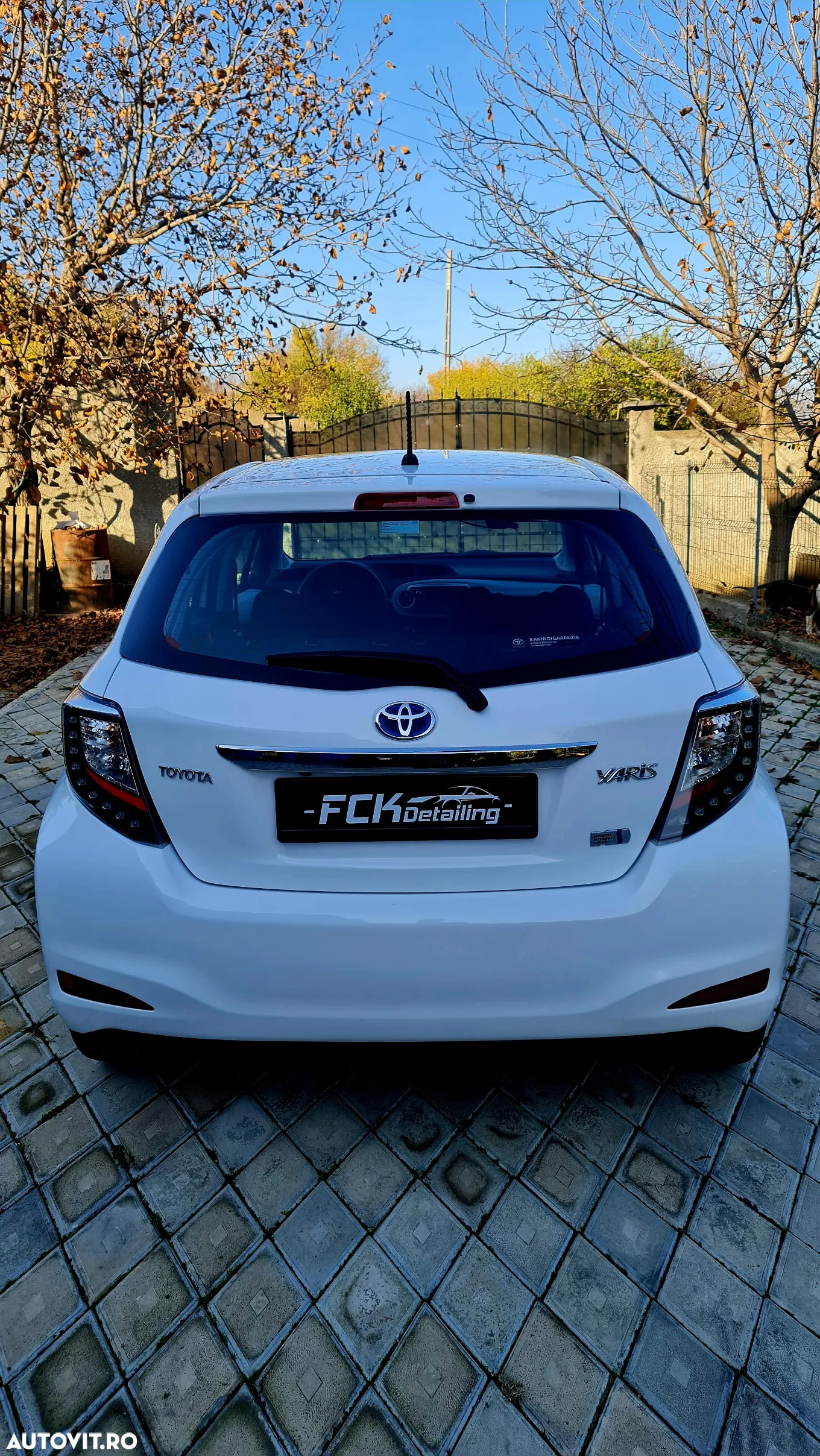 Toyota Yaris - 12