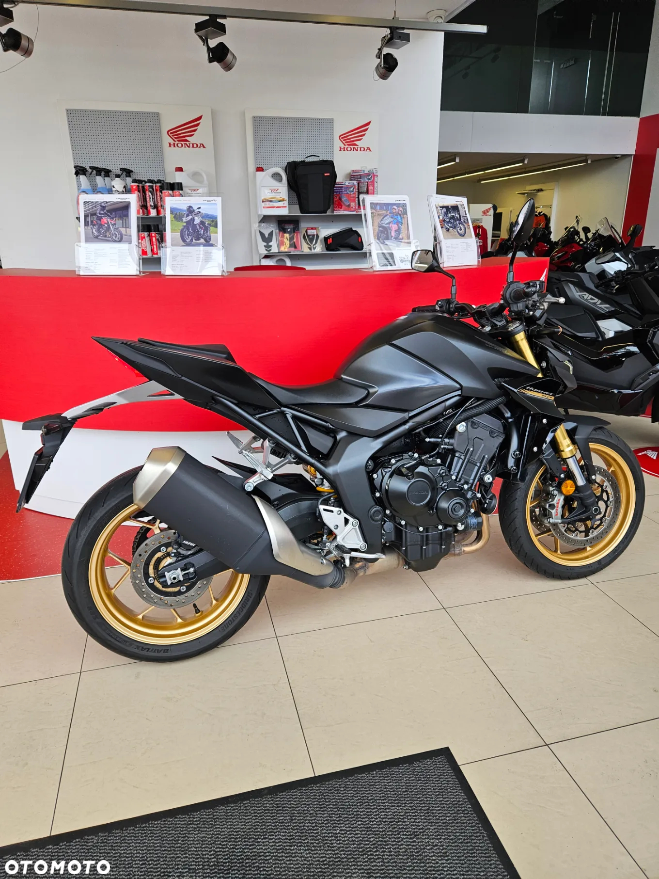 Honda CB - 17
