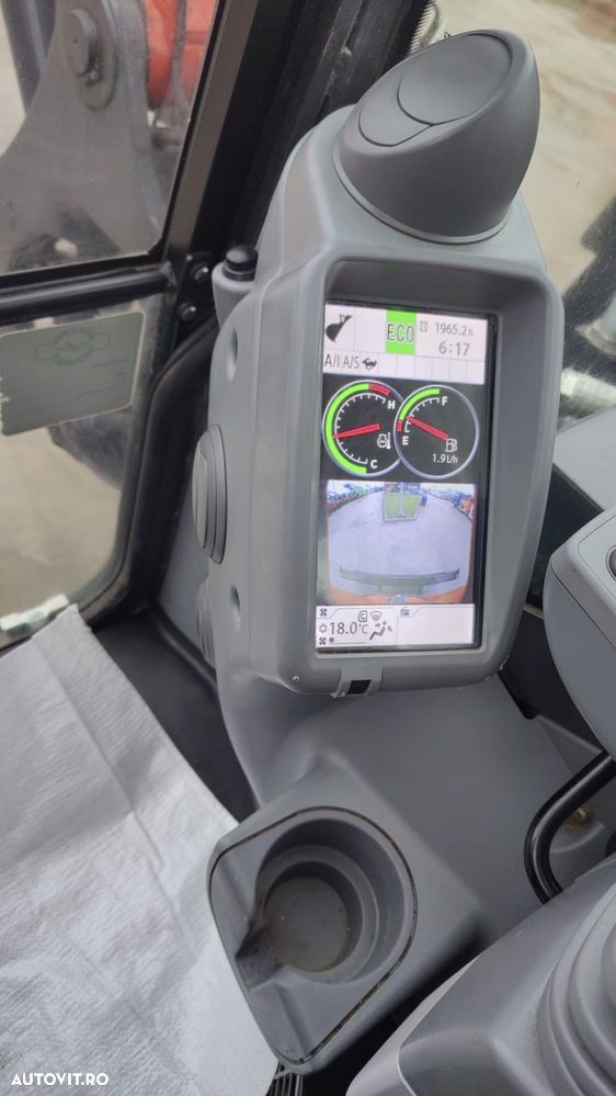 Hitachi ZX85, 9,3 TONE, 2023, 1.965h, CUPLA RAPIDA HIDRAULICA, cupe ingusta si lata NOI, cupa taluz neinclinabila NOUA, senile cauciuc PAD, LAMA NIVELARE, Instalatia picon pe brate, Aer cond, sistem antifurt, Ad sapare 5m,ridica 5t, CA NOU-PROMOTIE 64.900Eur - 21