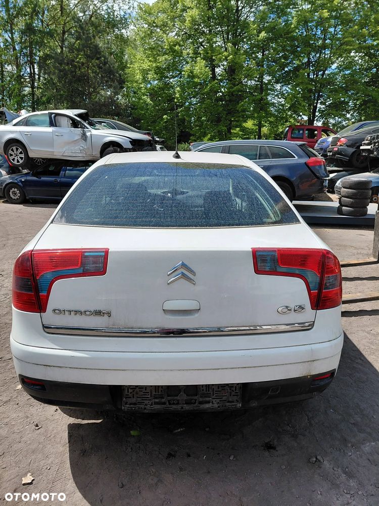 Na części: Citroen c5 Rok 2007 Pojemność 1560 Moc 80 kw Diesel - 2