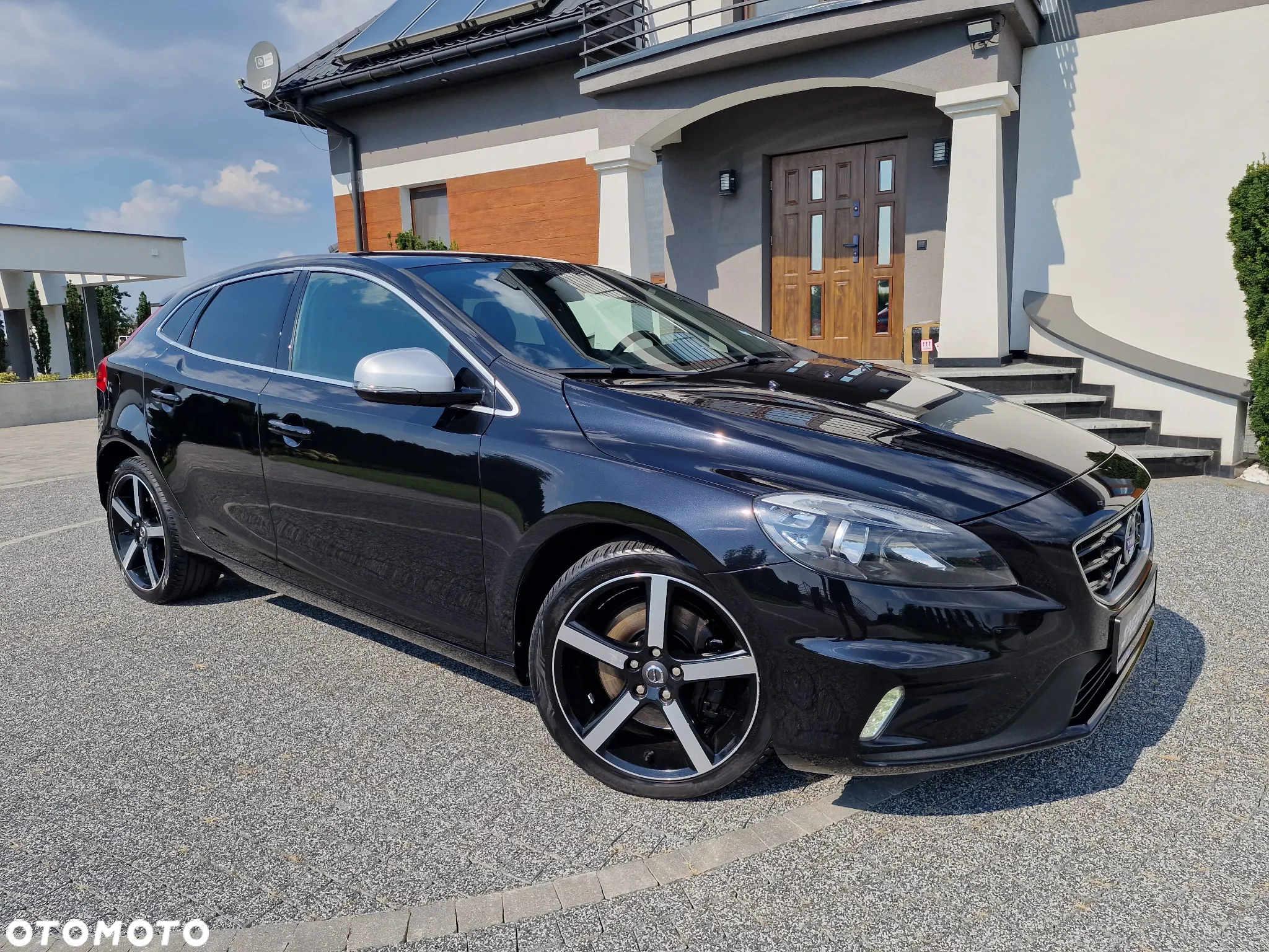 Volvo V40 D4 Drive-E R-Design Summum - 5
