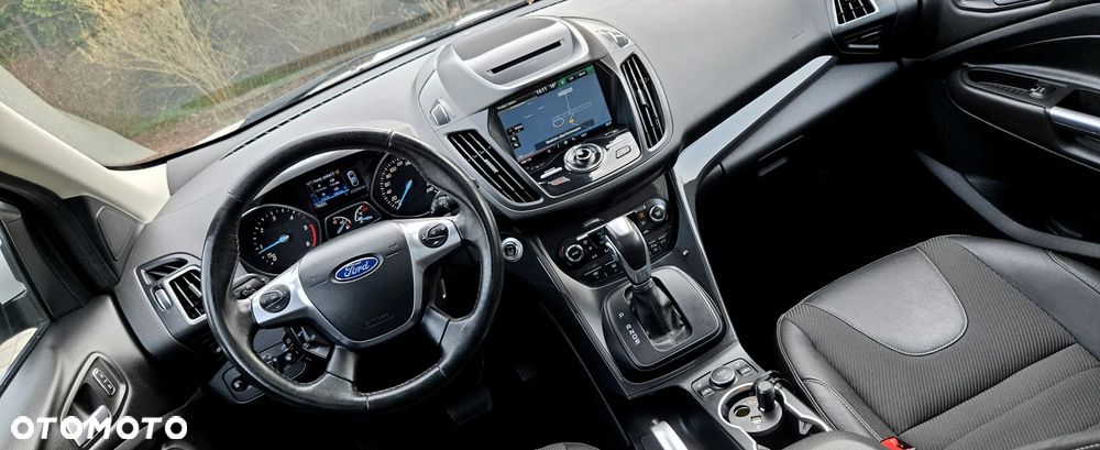 Ford Kuga 2.0 TDCi 4x4 Titanium - 31