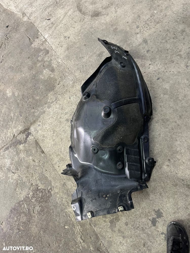 Carenaj roată dreapta fata BMW g11 g12 2016 - 1