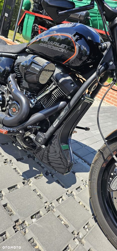 Harley-Davidson Softail FXDR - 24