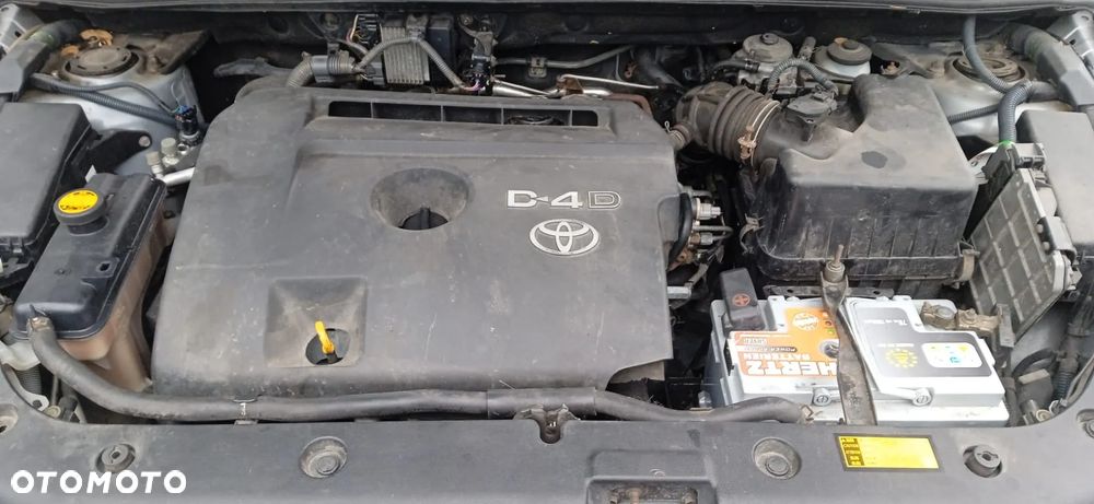 Toyota RAV4 2.2 D-4D 4x4 - 5
