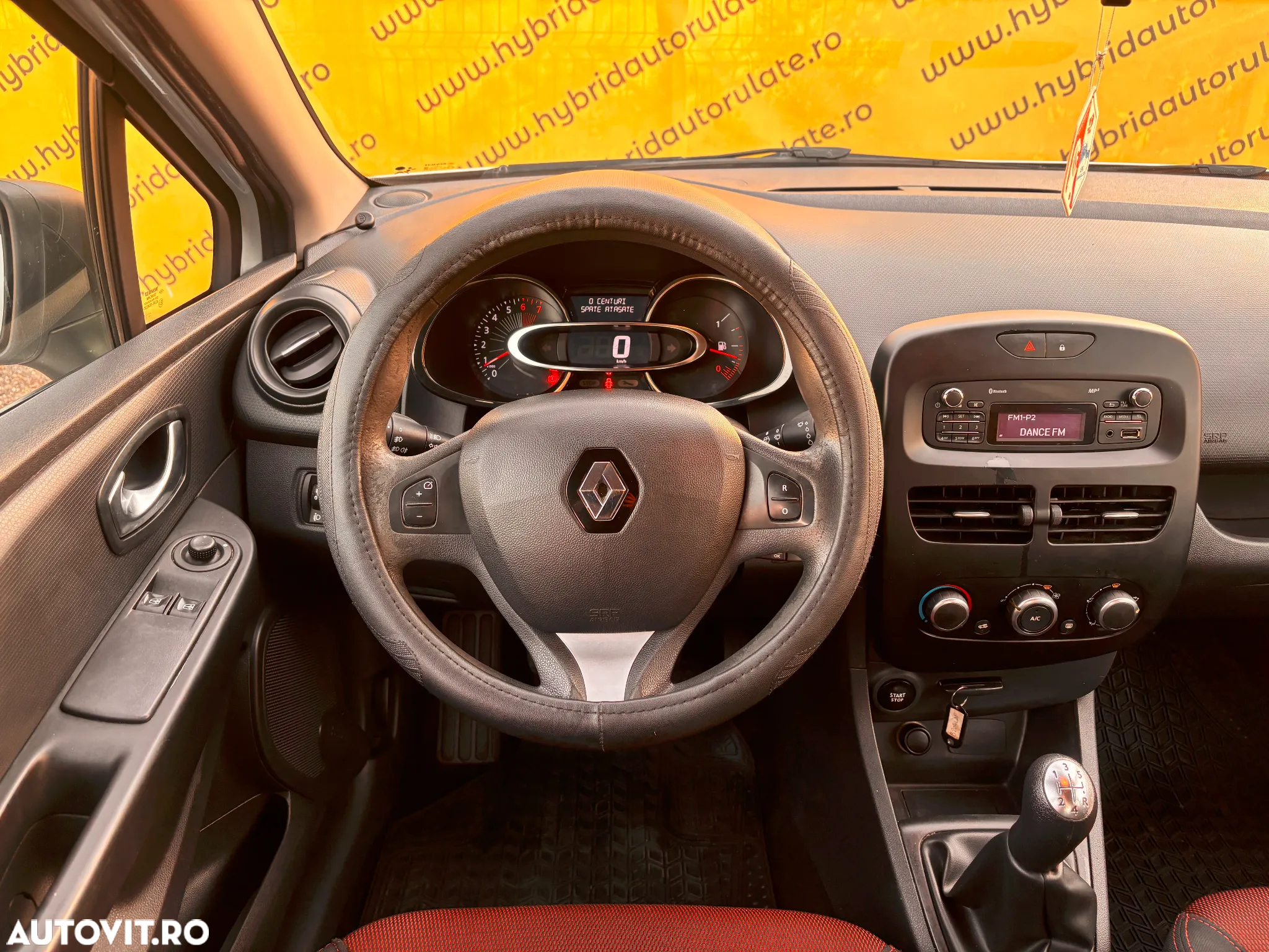 Renault Clio IV 1.2 Zen - 10