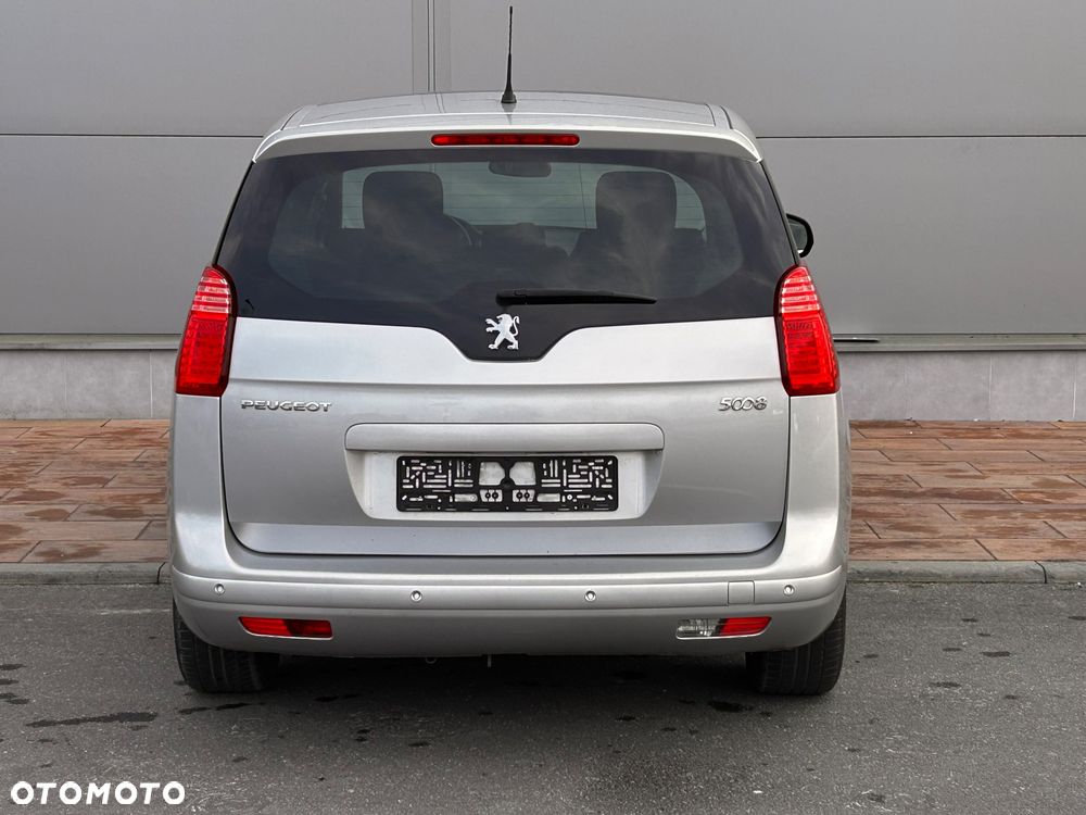 Peugeot 5008 HDI FAP 150 Family Plus - 5