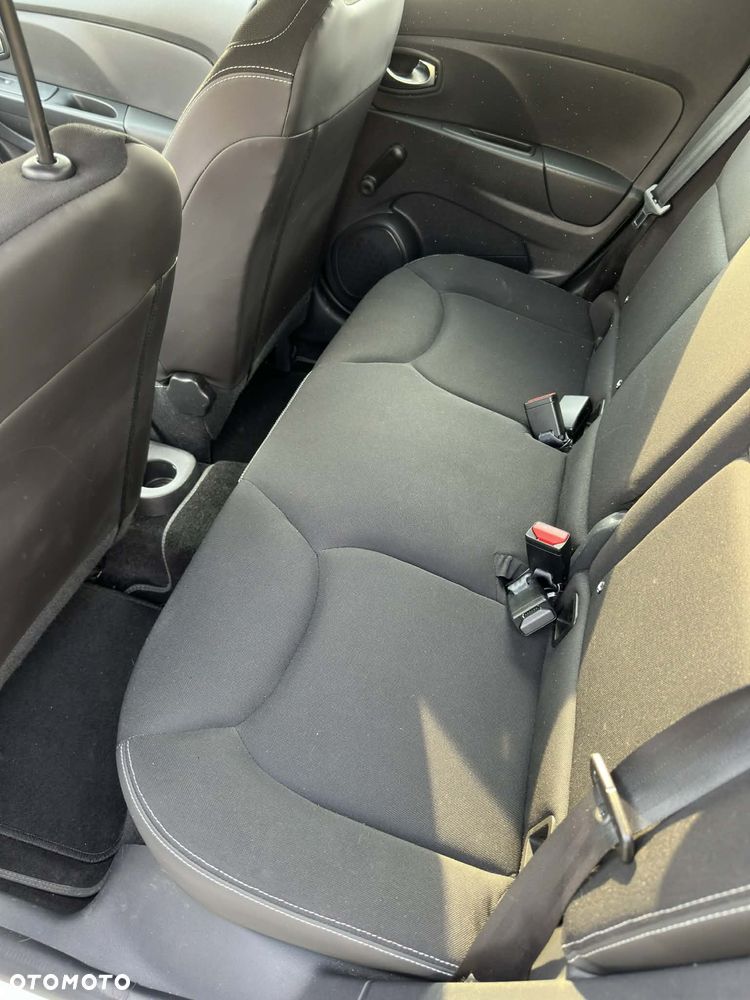 Renault Clio Energy dCi 90 Start & Stop LIMITED - 22