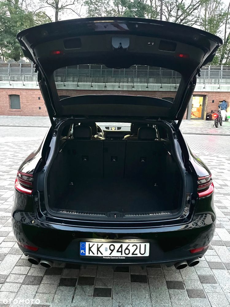 Porsche Macan S - 22
