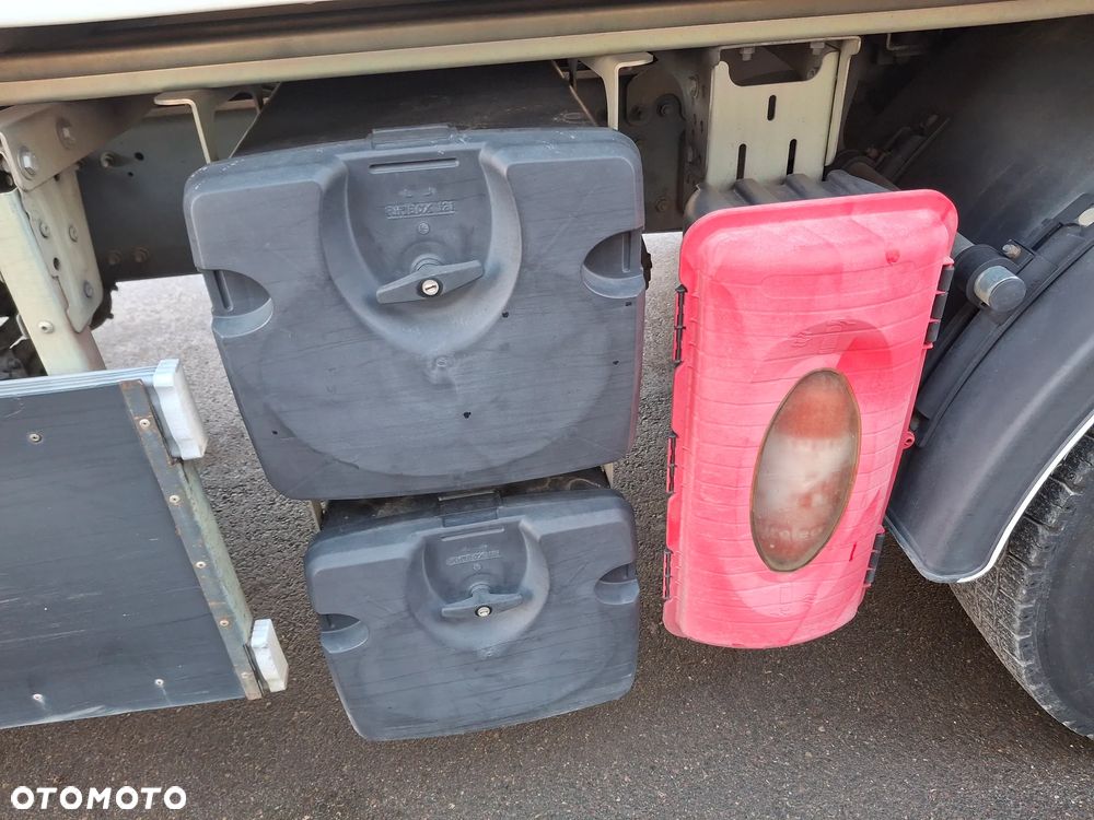 Renault D26 Śmieciarka FAUN Environnement VR5 LEV Euro 6 2014r 3 Osie Segregacja Odpady - 12