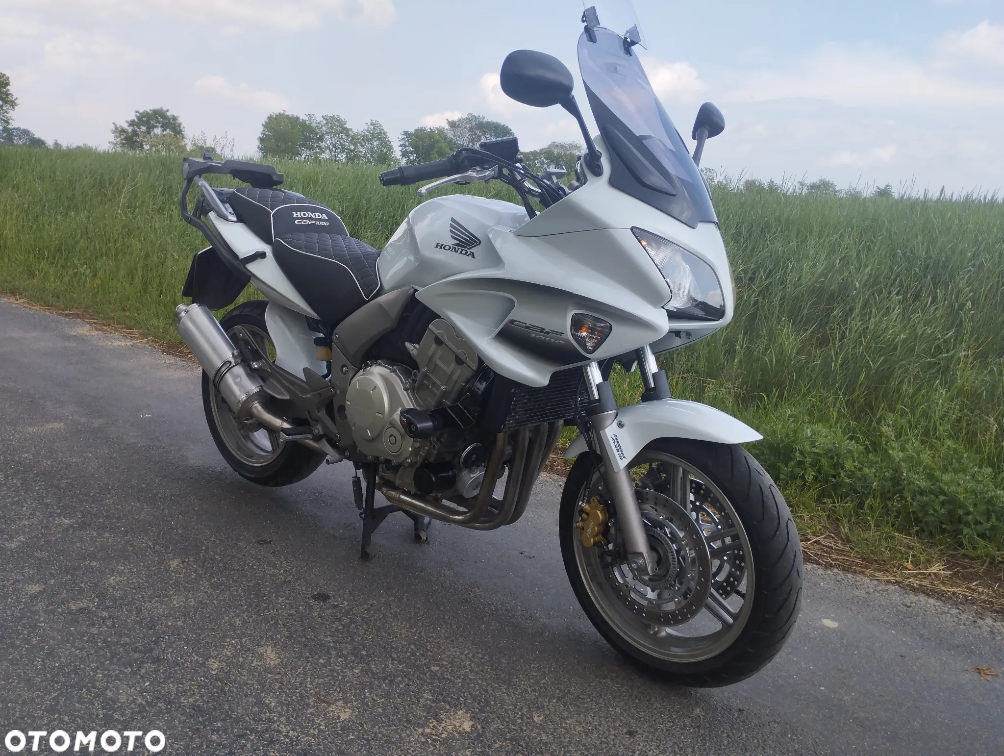Honda CBF - 2
