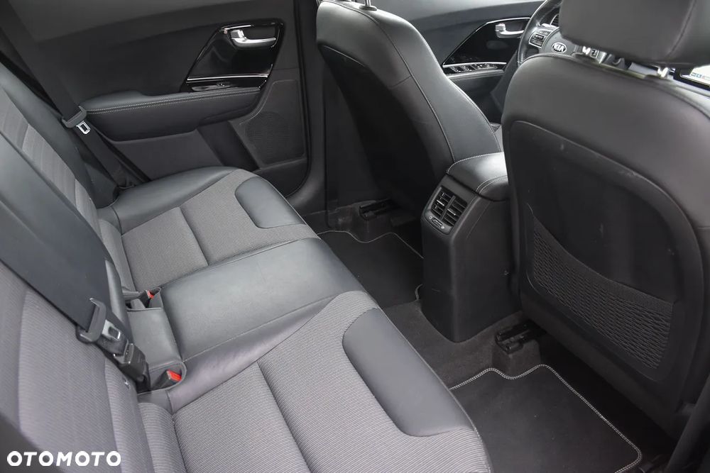 Kia Niro 1.6 GDI 2WD Vision - 34