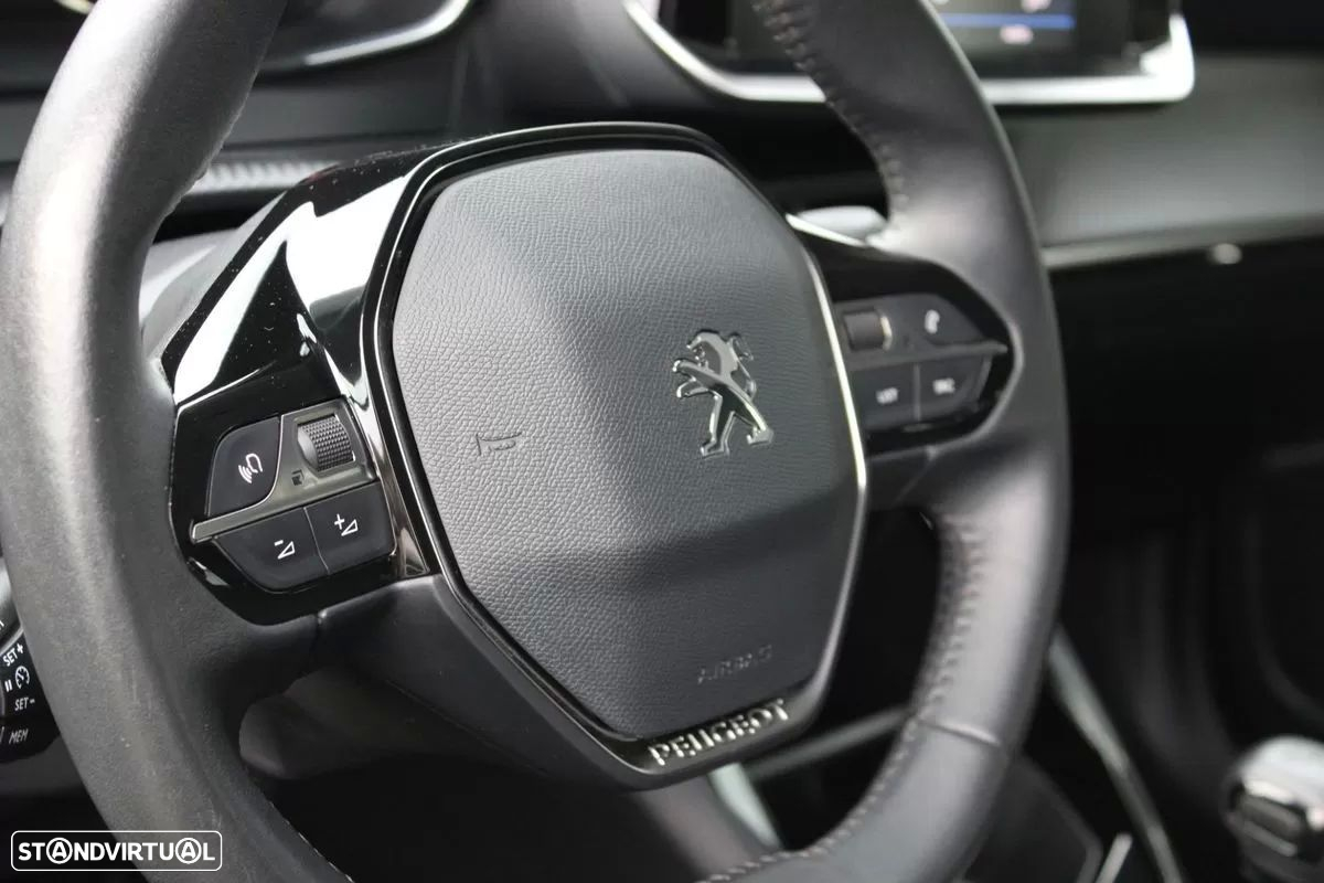Peugeot 2008 1.2 PureTech Active Pack - 13