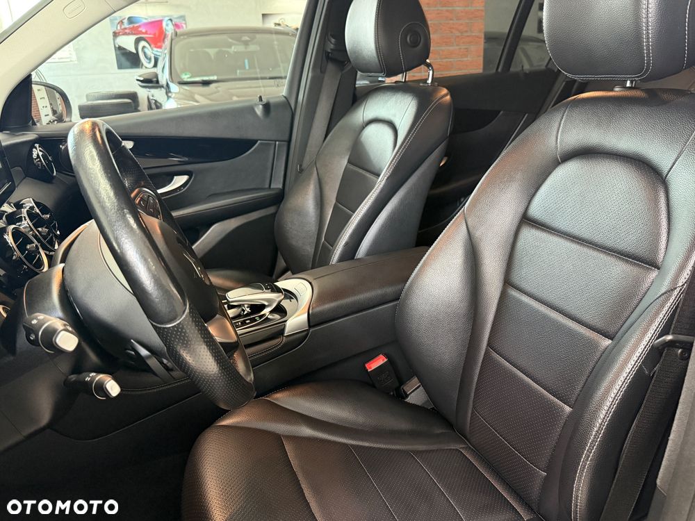 Mercedes-Benz GLC 250 4Matic 9G-TRONIC - 16