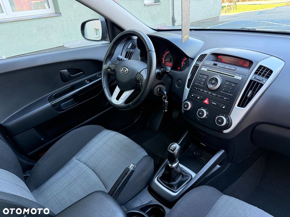 Kia Ceed 1.4 CVVT ISG Vision - 6