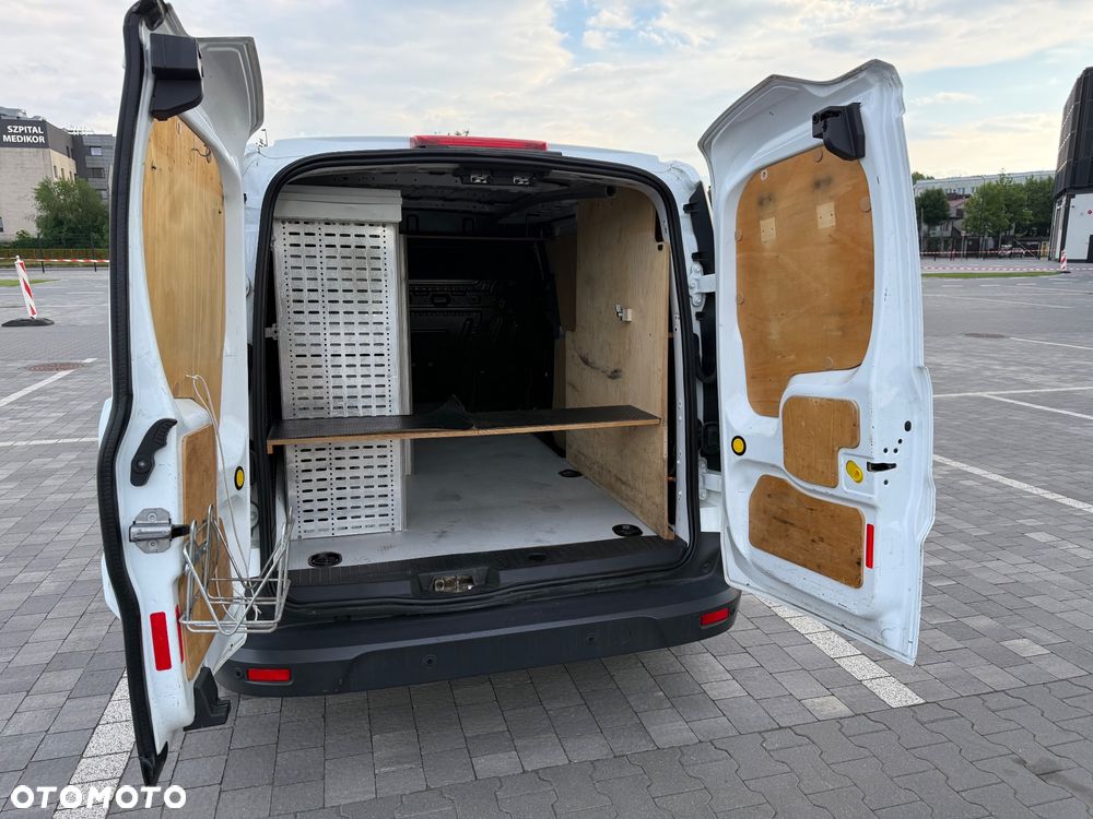 Ford Transit Connect - 8