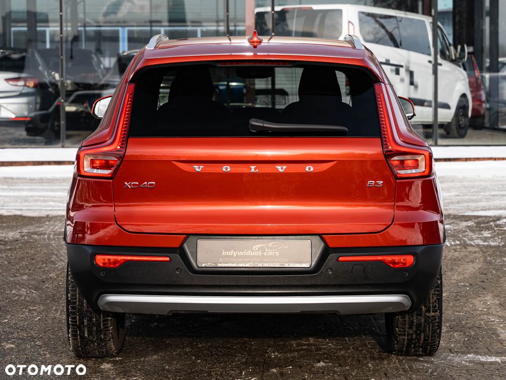 Volvo XC 40 - 18