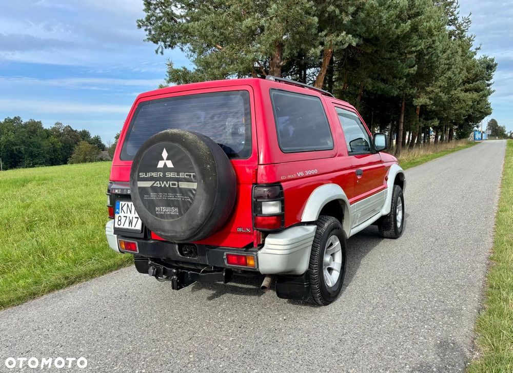 Mitsubishi Pajero - 8