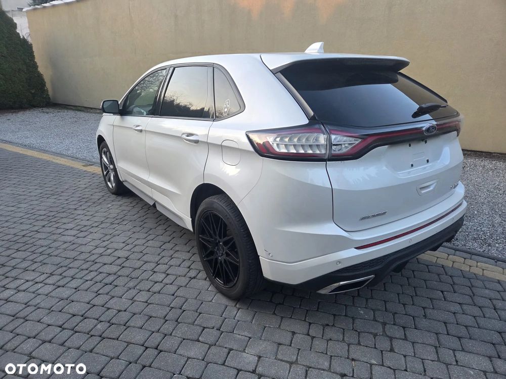 Ford Edge - 12