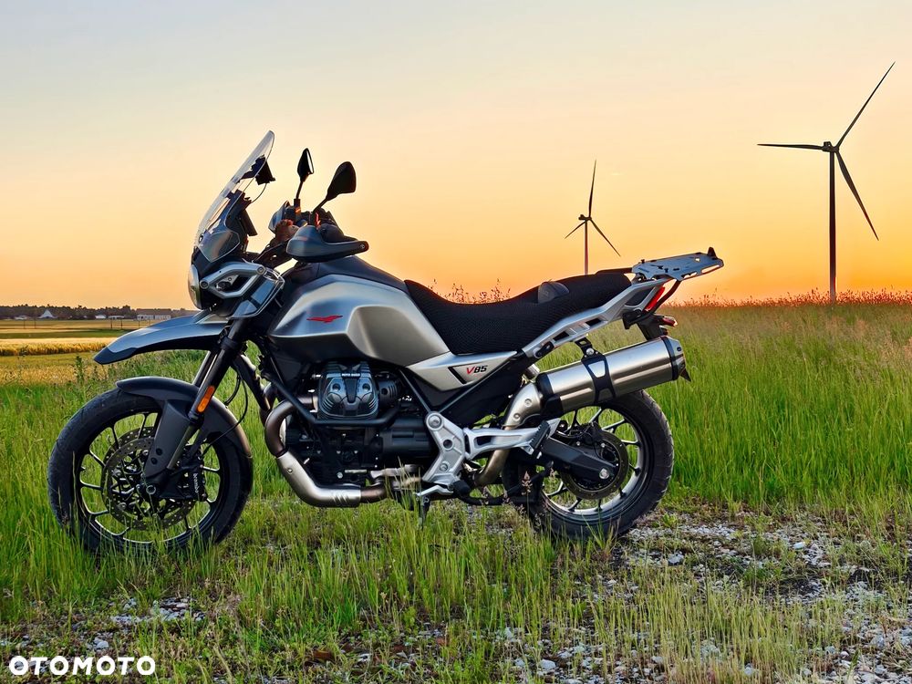 Moto Guzzi V85 - 15