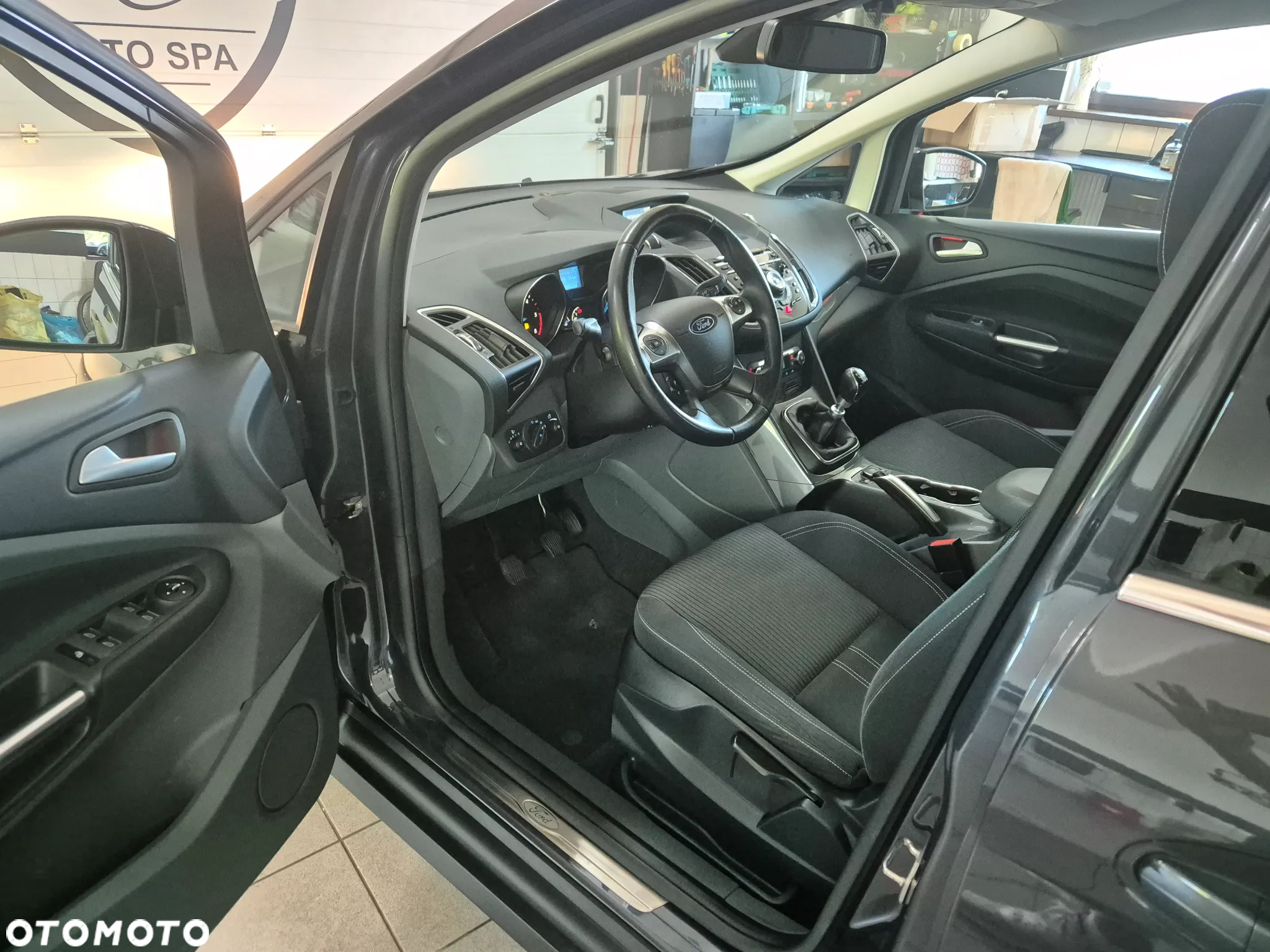 Ford Grand C-MAX 2.0 TDCi Titanium - 6