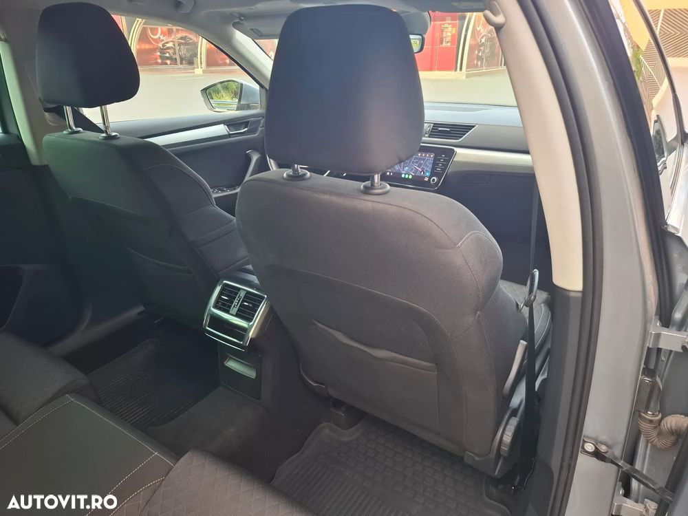 Skoda Superb 1.5 TSI DSG Ambition - 9