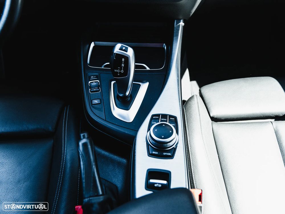 BMW 218 d Aut. M Sport - 30