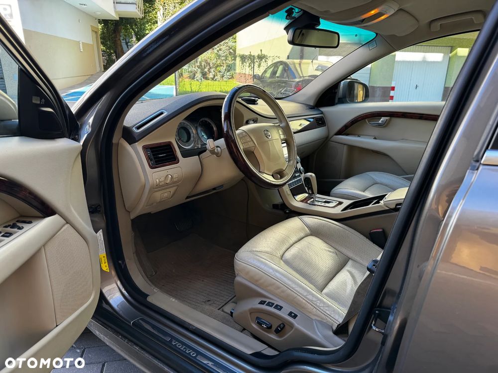 Volvo S80 4.4 V8 Summum - 6