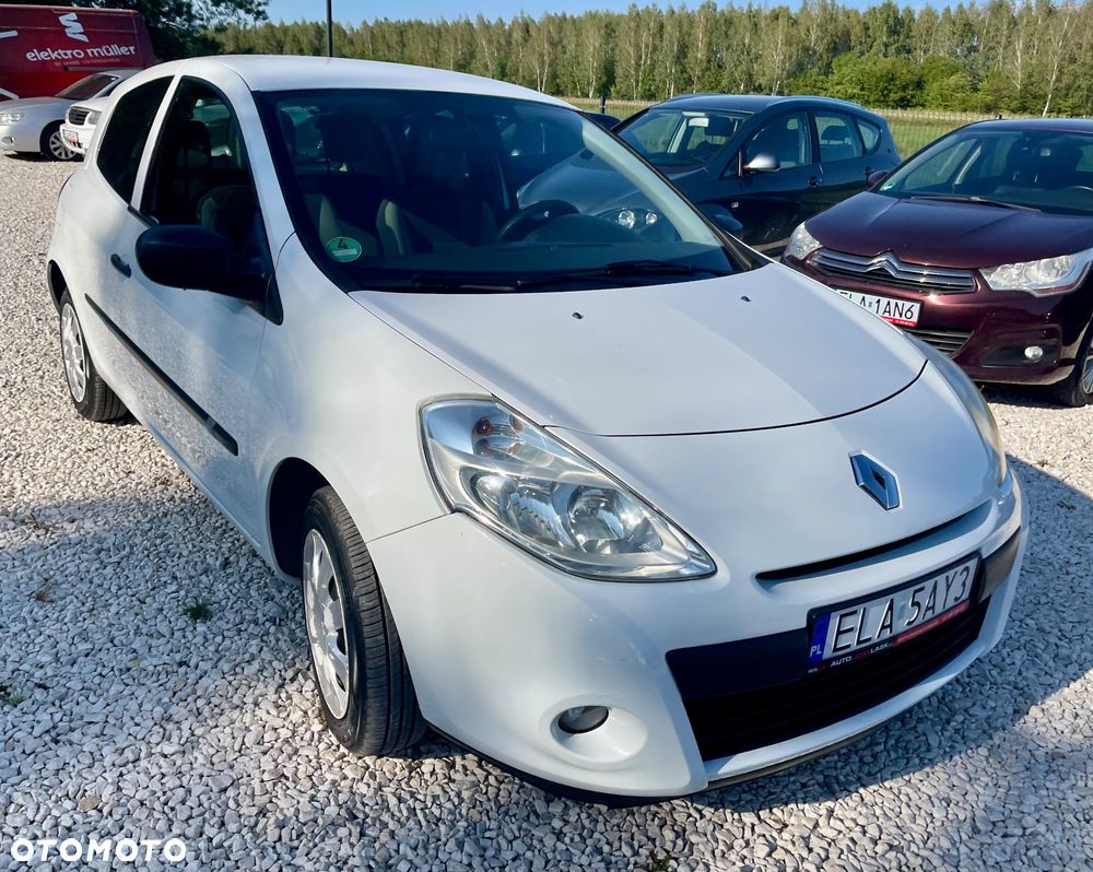 Renault Clio 1.2 16V Authentique - 5