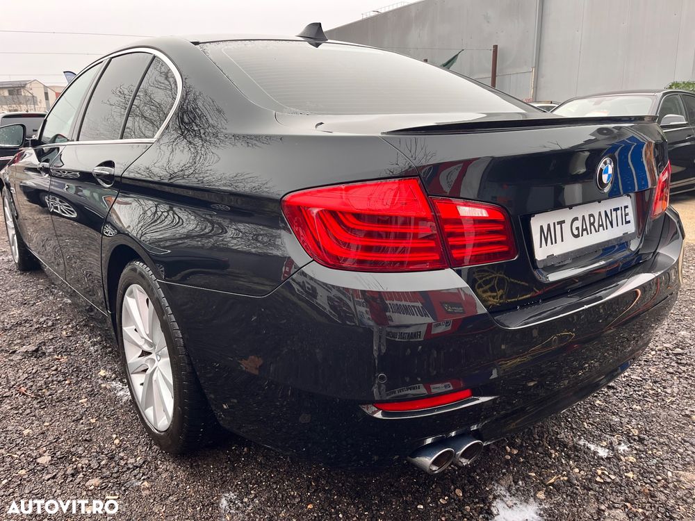BMW Seria 5 525d Aut. Luxury Line - 10