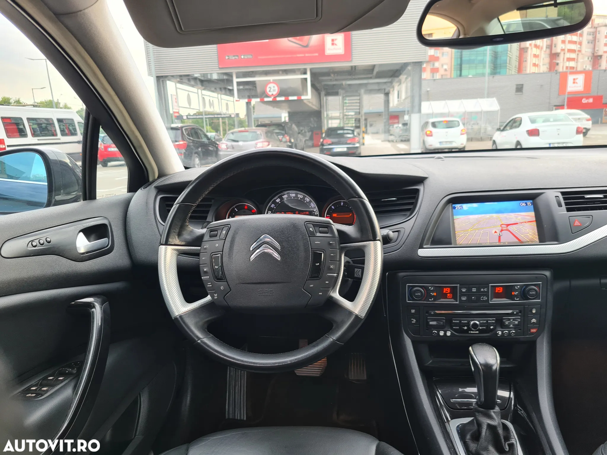 Citroën C5 Tourer HDi 165 FAP Aut. Exclusive - 16