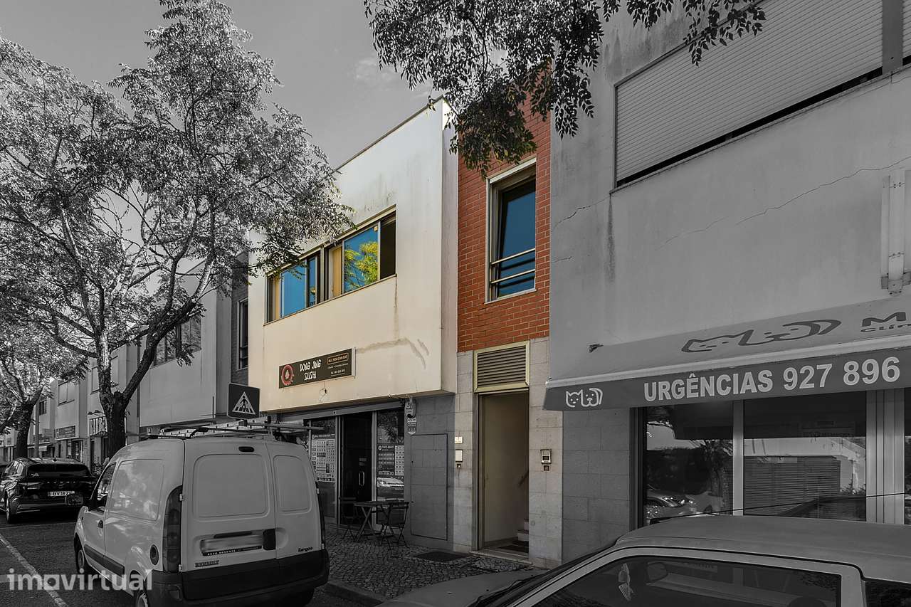 Escritório de 99 m² no Centro de Montemor-o-Novo - Grande imagem: 2/17