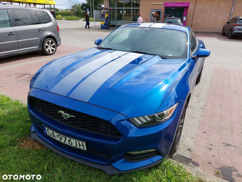Ford Mustang - 7