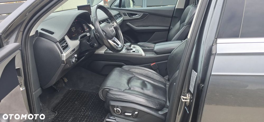 Audi Q7 3.0 TDI Quattro Tiptronic - 9