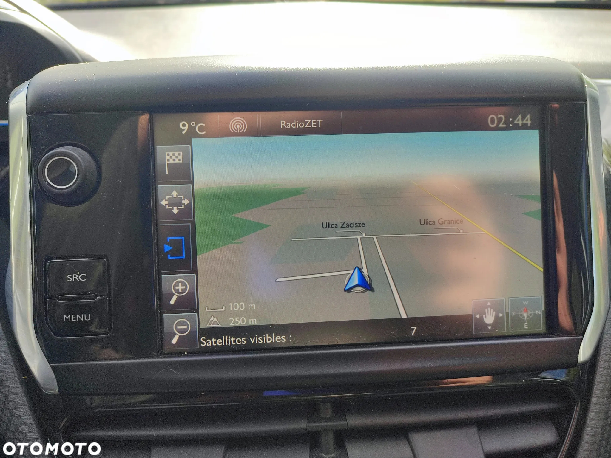 Peugeot 2008 1.6 e-HDi Allure S&S - 18