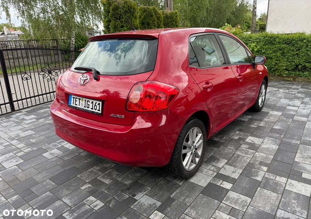 Toyota Auris 1.4 VVT-i Team - 8