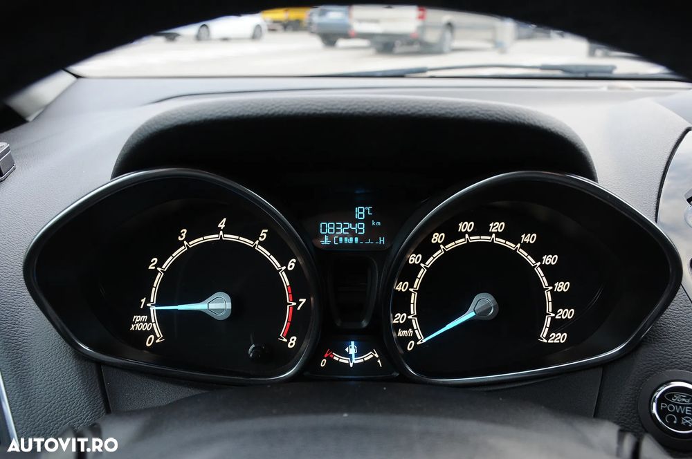 Ford B-Max 1.0 EcoBoost Individual - 9