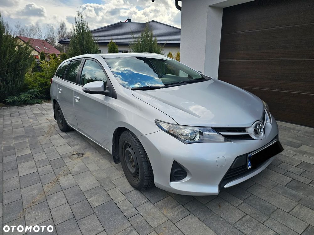 Toyota Auris 1.4 D-4D Active - 6
