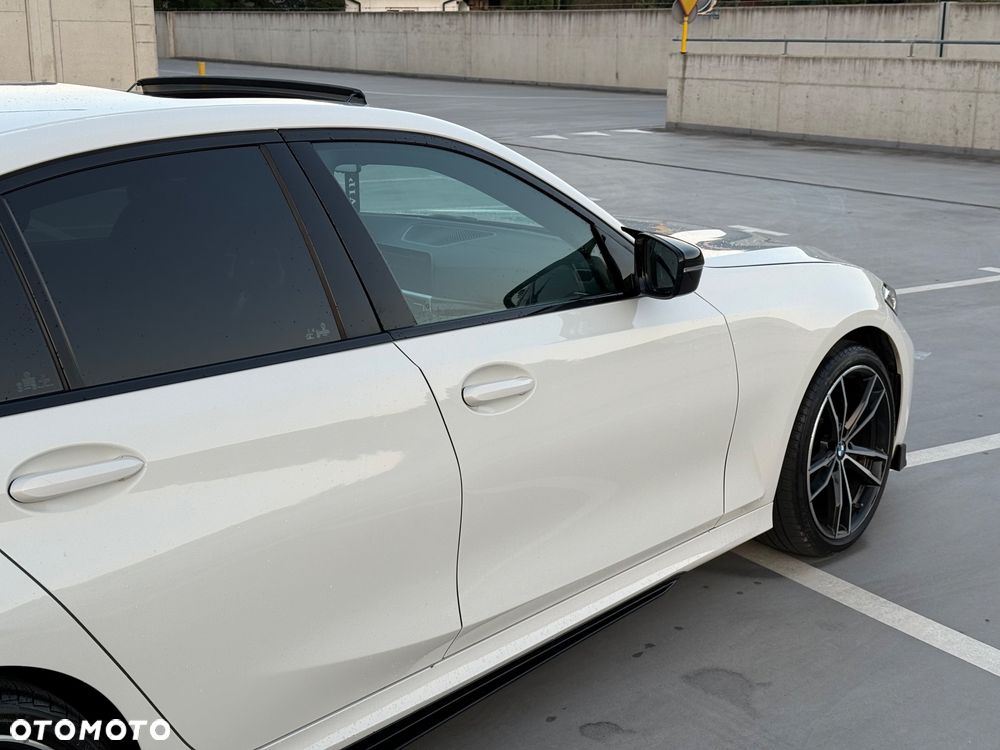 BMW Seria 3 330i xDrive M Sport - 7