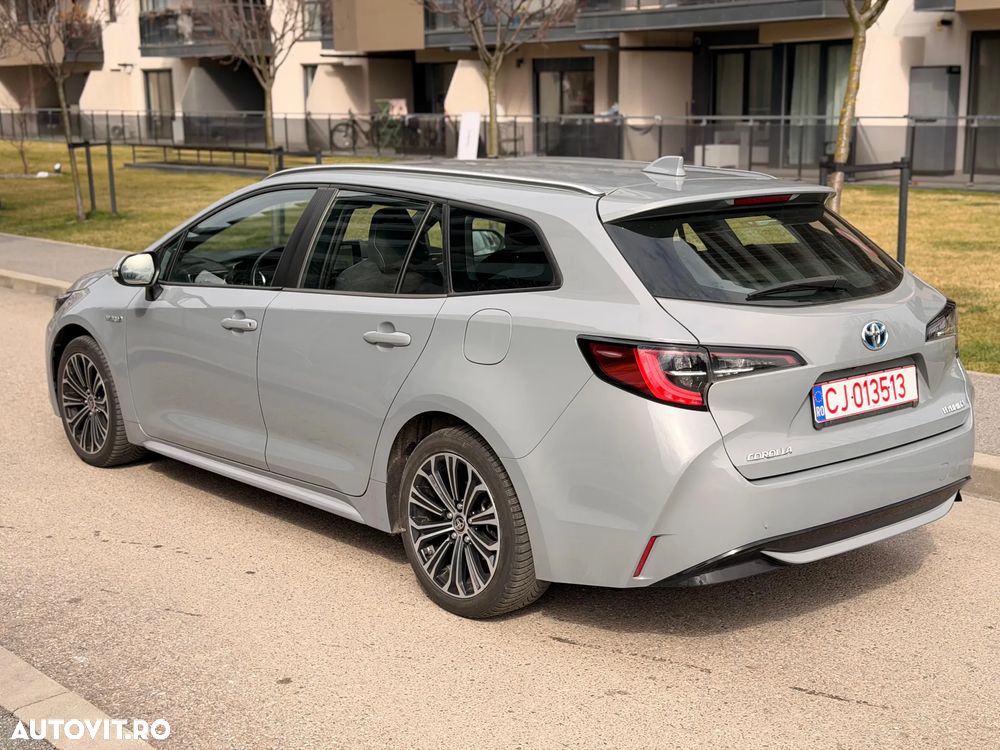 Toyota Corolla - 2