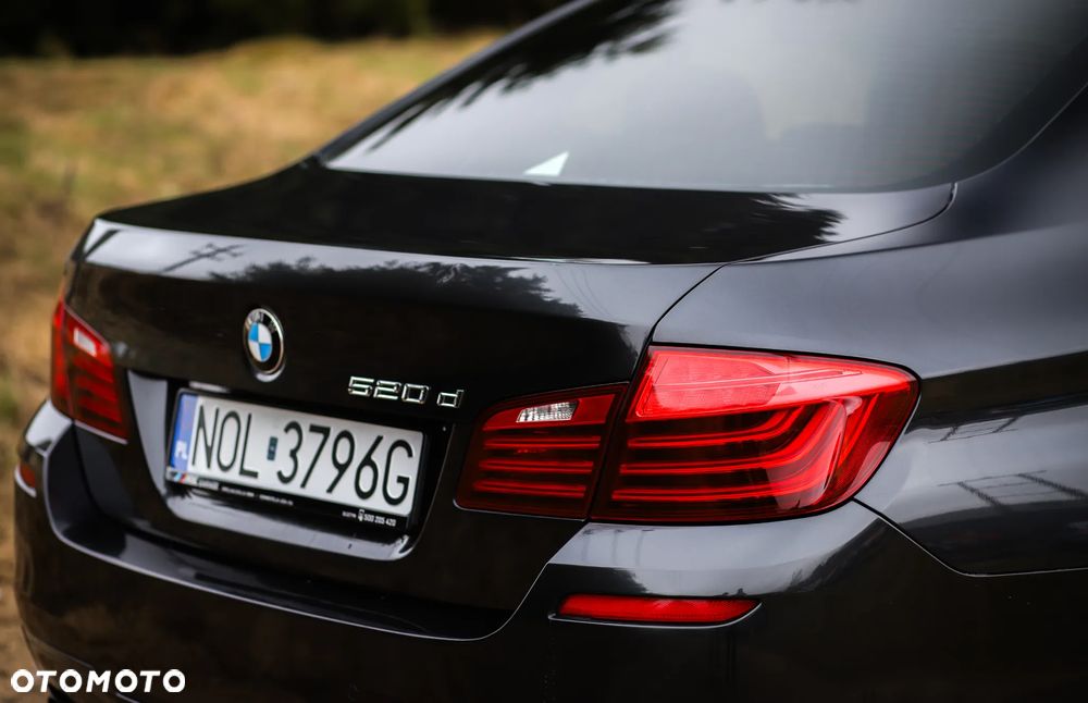 BMW Seria 5 520d - 16