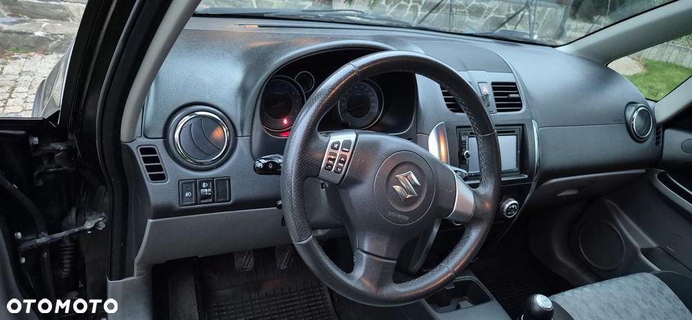 Suzuki SX4 - 22