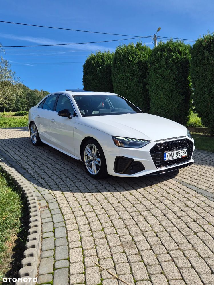Audi A4 - 1