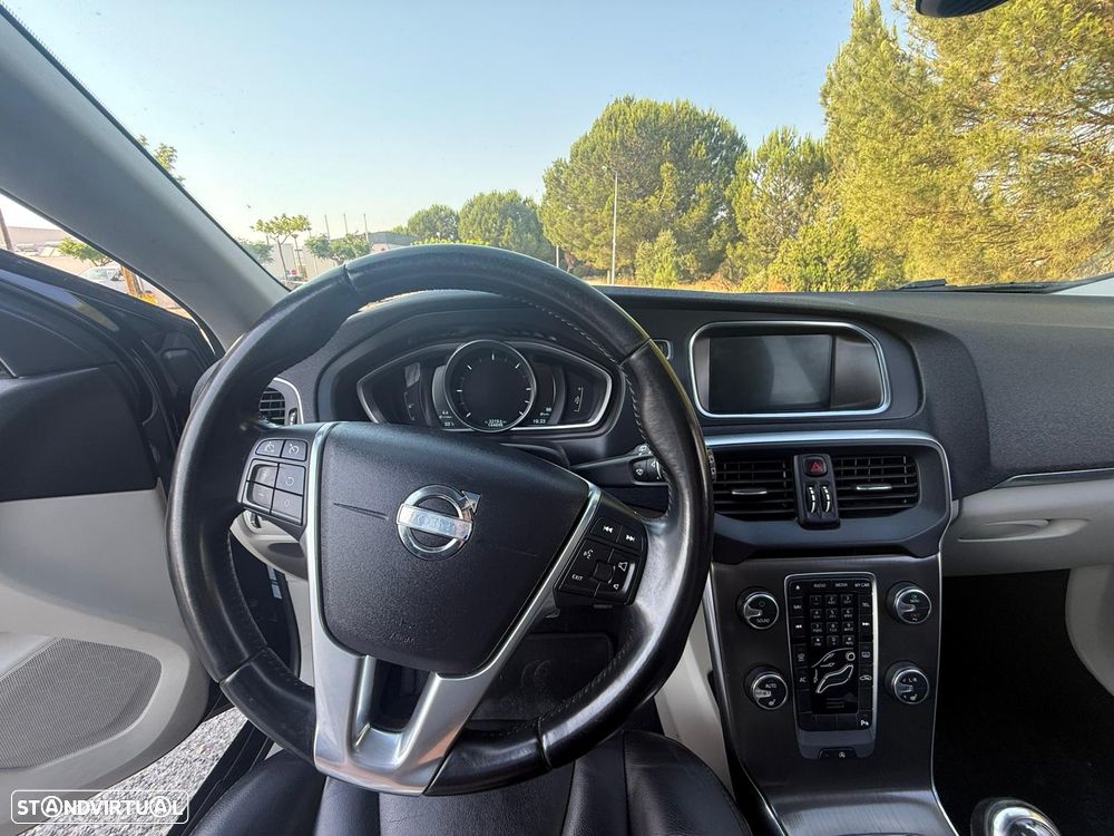 Volvo V40 1.6 D2 R-Design - 8
