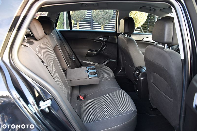 Opel Insignia 1.4 T Cosmo S&S - 23